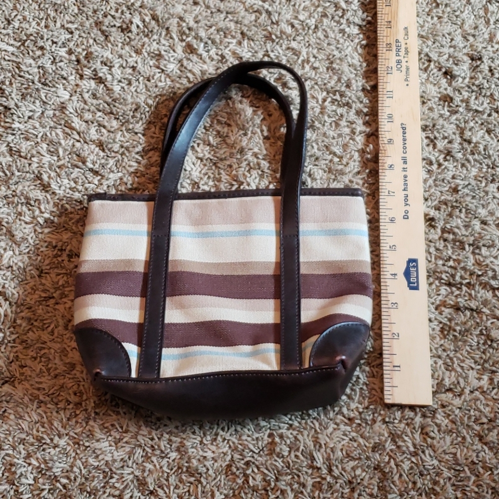 Like New Fossil mini handbag - Picture 6 of 6